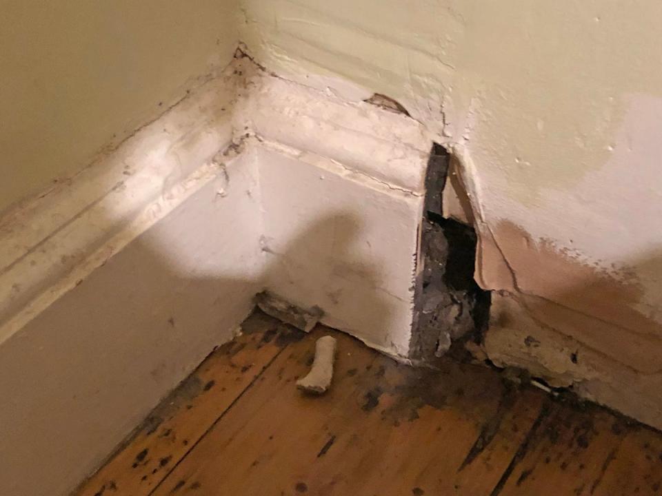 Parts of the flat that were in desperate need of repair, according to guests (Media Scotland)