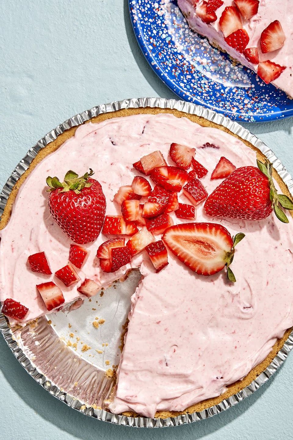 strawberry cheesecake pie