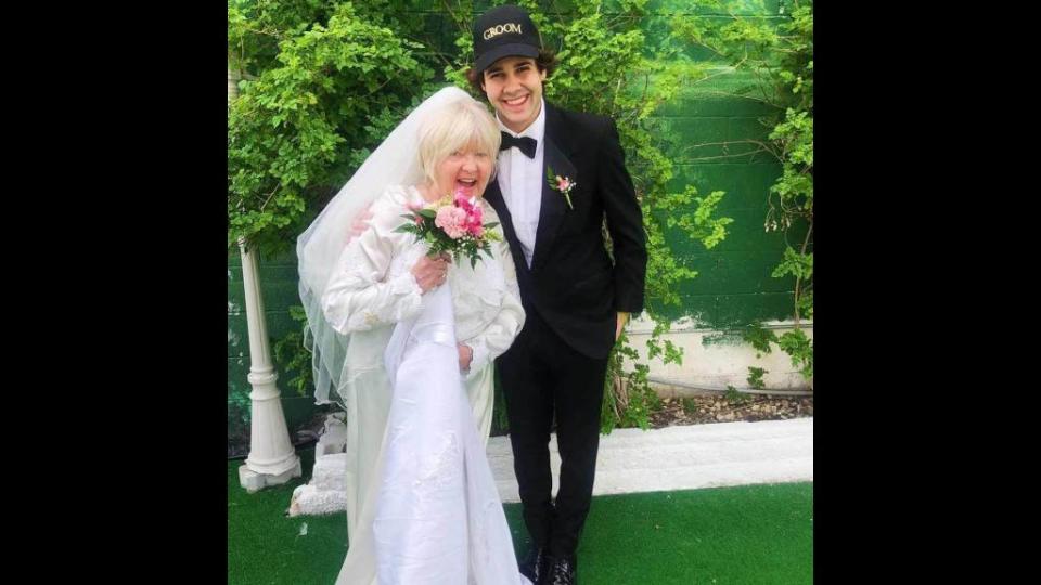 <p>YouTube star David Dobrik married the mother of fellow YouTuber Jason Nash last month in what seemed to be an elaborate joke … but now he’s filed for a real divorce. According to court documents obtained by The Blast, Dobrik filed today to end his brief marriage to Lorraine Nash. It’s unclear if he is […]</p> <p>The post <a rel="nofollow noopener" href="https://theblast.com/david-dobrik-jason-nash-mom-divorce/" target="_blank" data-ylk="slk:YouTube Star David Dobrik Files for Divorce From Fellow YouTube Star Jason Nash’s Mom;elm:context_link;itc:0;sec:content-canvas" class="link ">YouTube Star David Dobrik Files for Divorce From Fellow YouTube Star Jason Nash’s Mom</a> appeared first on <a rel="nofollow noopener" href="https://theblast.com" target="_blank" data-ylk="slk:The Blast;elm:context_link;itc:0;sec:content-canvas" class="link ">The Blast</a>.</p>