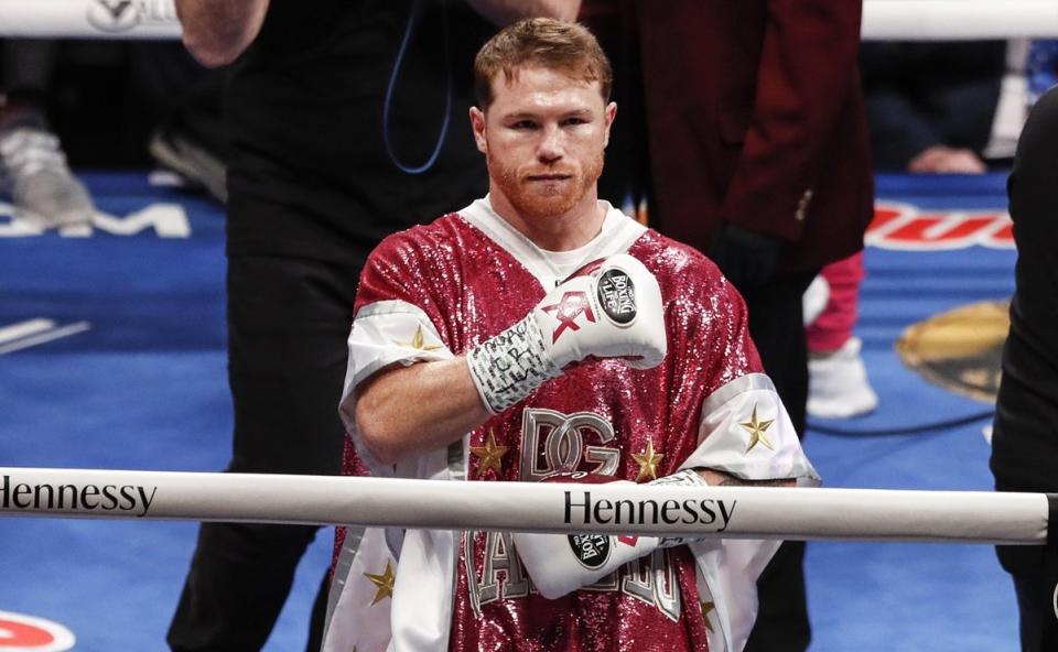 Piden a Canelo Álvarez dejar el golf para concentrarse en el boxeo