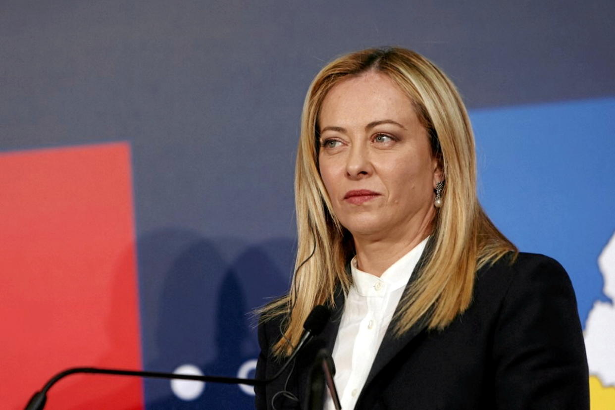 Giorgia Meloni, à la tête du gouvernement italien, s'oppose fermement à un amendement sur le statut des ONG étrangères sauvant des migrants en Méditerranée.  - Credit:RICCARDO DE LUCA / ANADOLU AGENCY / Anadolu Agency via AFP