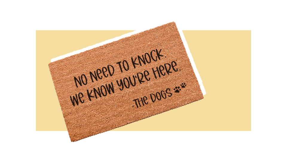 Mother's Day gifts for dog moms: dog paws doormat