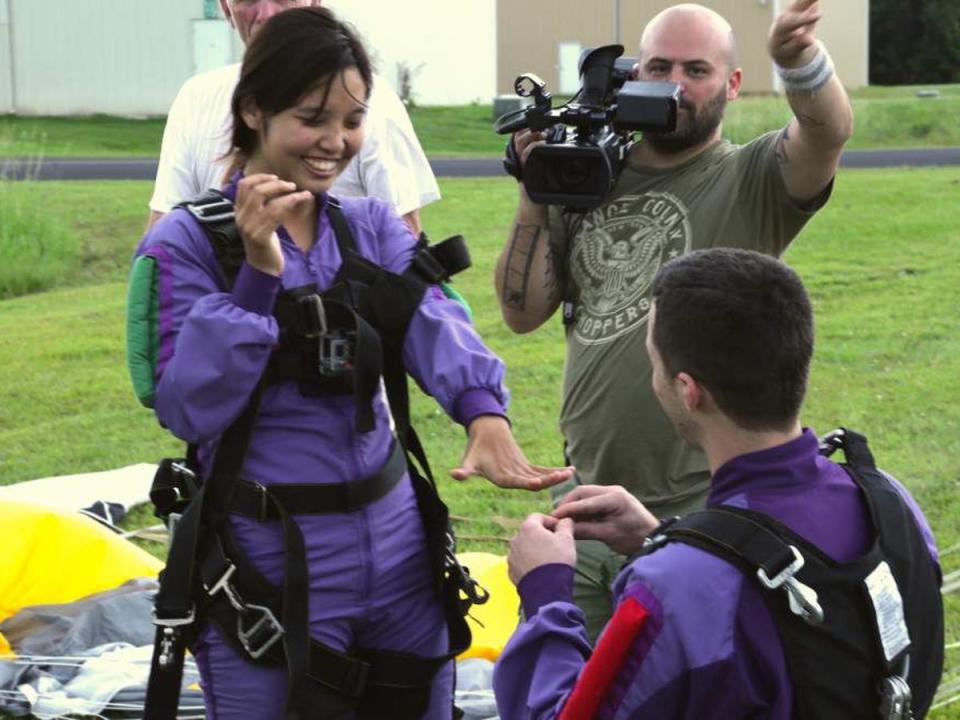 Kyle proposing to Noon after parachuting on 90 day fiance