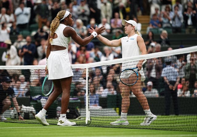 Sonay Kartal shakes hands with Coco Gauff