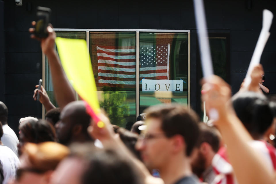 <p>Thousands of protesters march in Boston against a planned ‘Free Speech Rally’ just one week after the violent ‘Unite the Right’ rally in Virginia left one woman dead and dozens more injured on Aug. 19, 2017 in Boston, Mass. (Photo: Spencer Platt/Getty Images) </p>