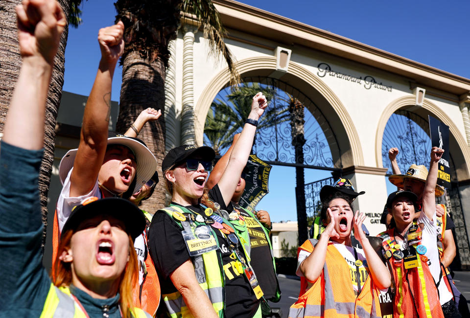 SAG-AFTRA members on the picket line hours before the historic deal was announced