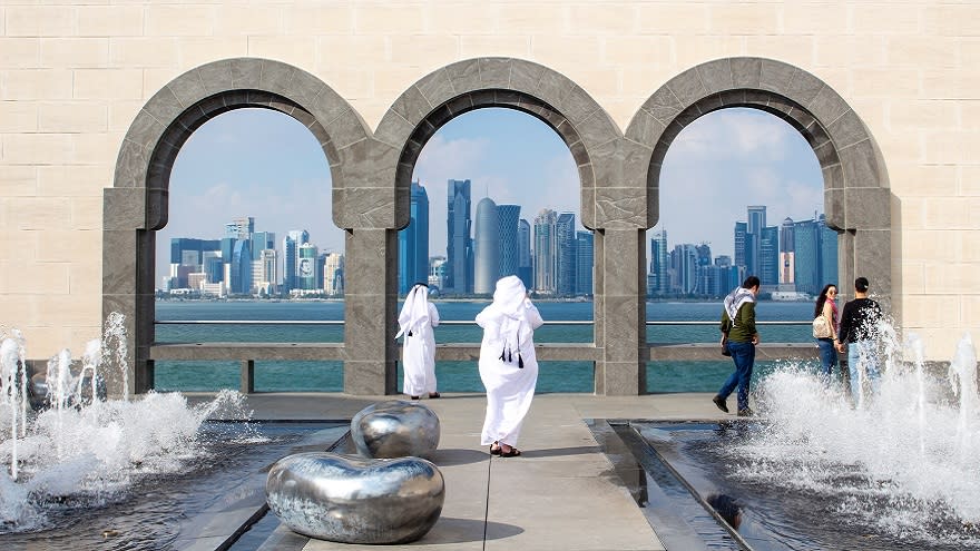 La mascota del mundial representa parte de la vestimenta de los qataries 