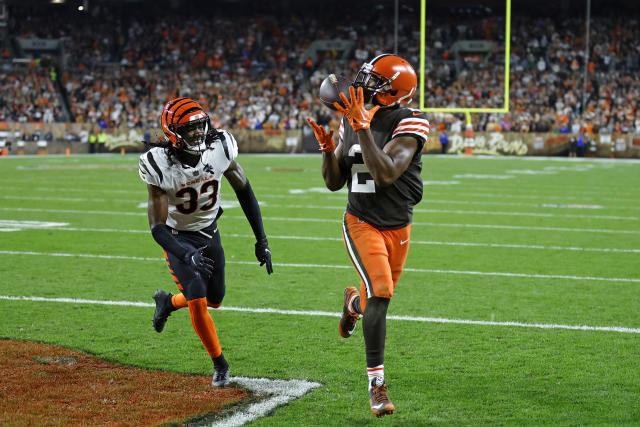 Cincinnati Bengals cornerback Tre Flowers (33) reacts during an