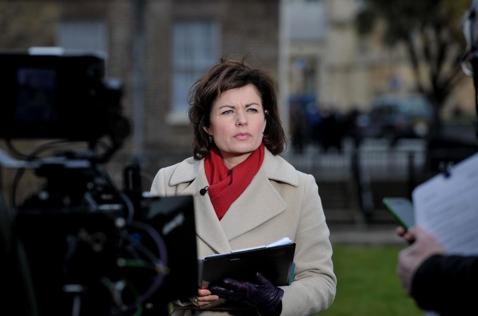 BBC newsreader Jane Hill returns to screens as she reveals breast cancer battle