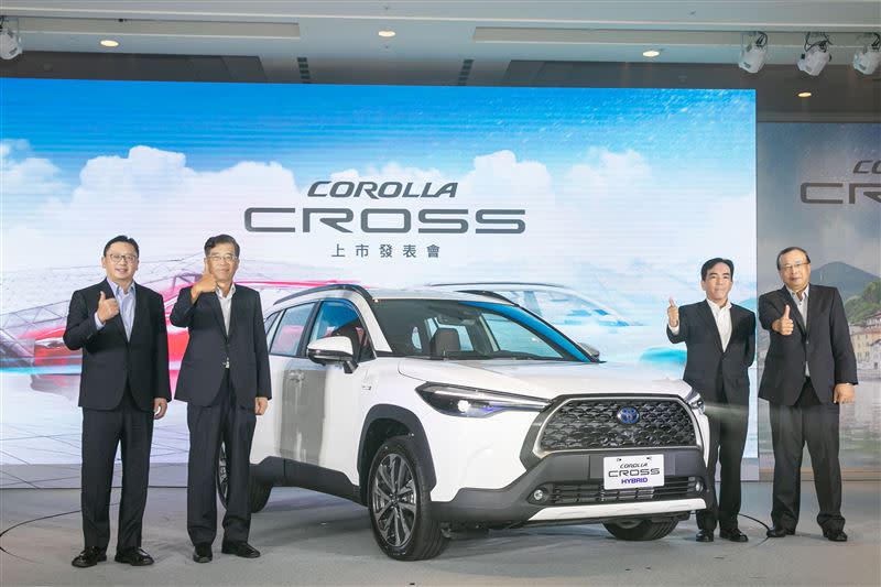 TOYOTA COROLLA CROSS為過去20年來，唯一單月領牌數突破6,000台的車款。（圖／和泰提供）