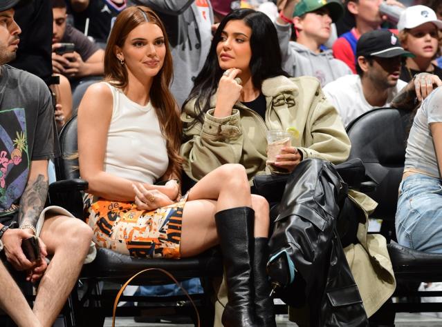 Kylie and Kendall Jenner Support Devin Booker at NBA Game in L.A.