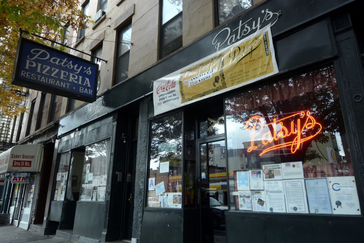 Patsy's Pizza in East Harlem, Manhattan, New York.