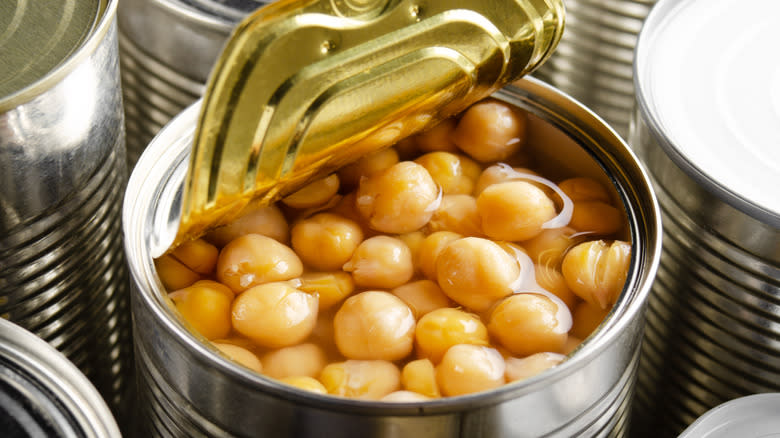 opened can of chickpeas