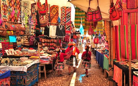 Pisac market