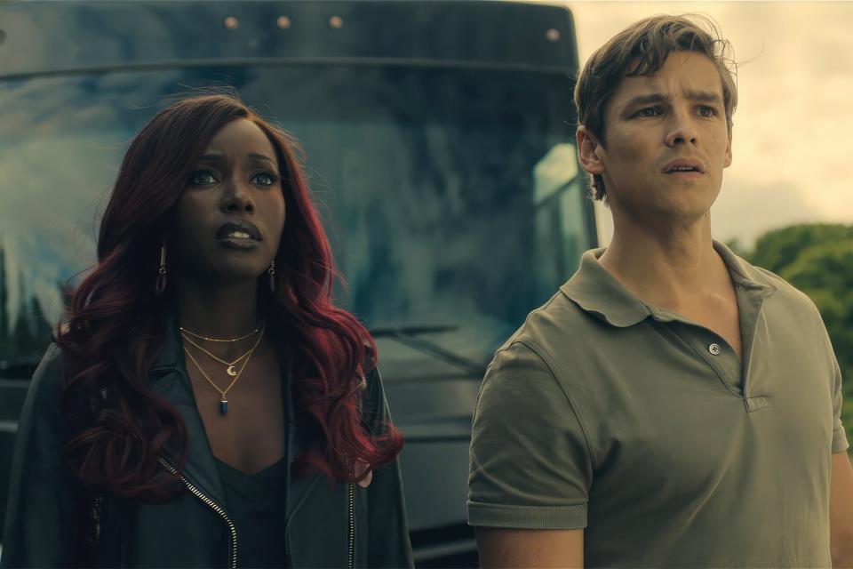 Titans anna diop brenton thwaites