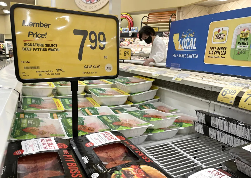 SAN ANSELMO, CALIFORNIA - JUNE 08: A customer shops for meat at a Safeway store on June 08, 2022 in San Anselmo, California. The U.S. Labor Department will report May's inflation numbers this Friday after reporting a rate of 8.3% in April of this year. (Photo by Justin Sullivan/Getty Images)