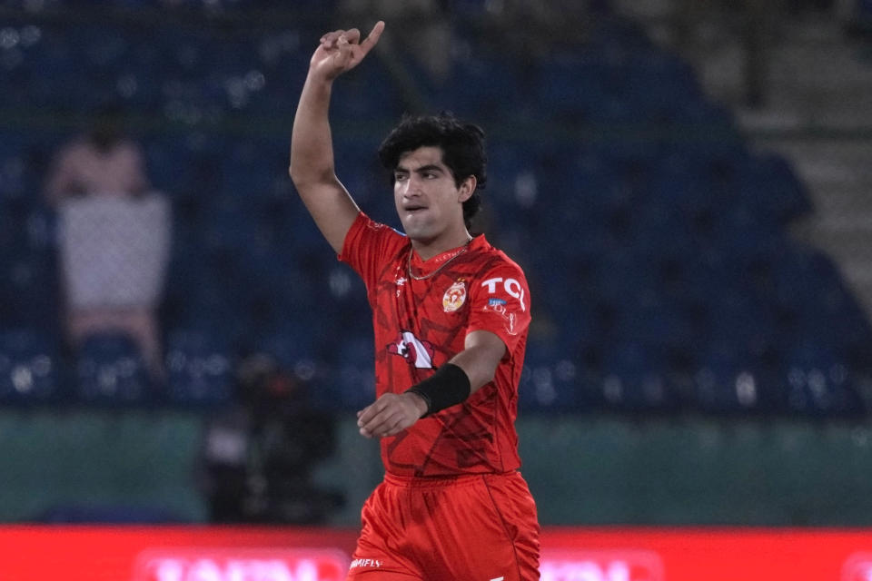 Islamabad United' Naseem Shah celebrates after taking the wicket during the Pakistan Super League T20 cricket eliminator match between Islamabad United and Peshawar Zalmi, in Karachi, Pakistan, Saturday, March 16, 2024. (AP Photo/Fareed Khan)