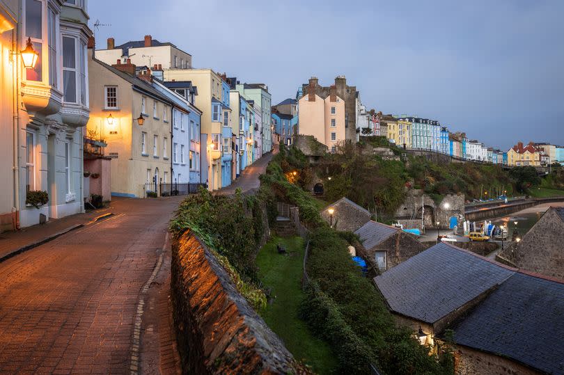 A narrow brick road above the sea in Tenby