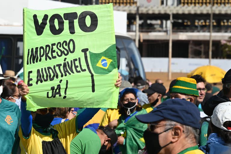 Las personas exigieron por el voto impreso en Brasil