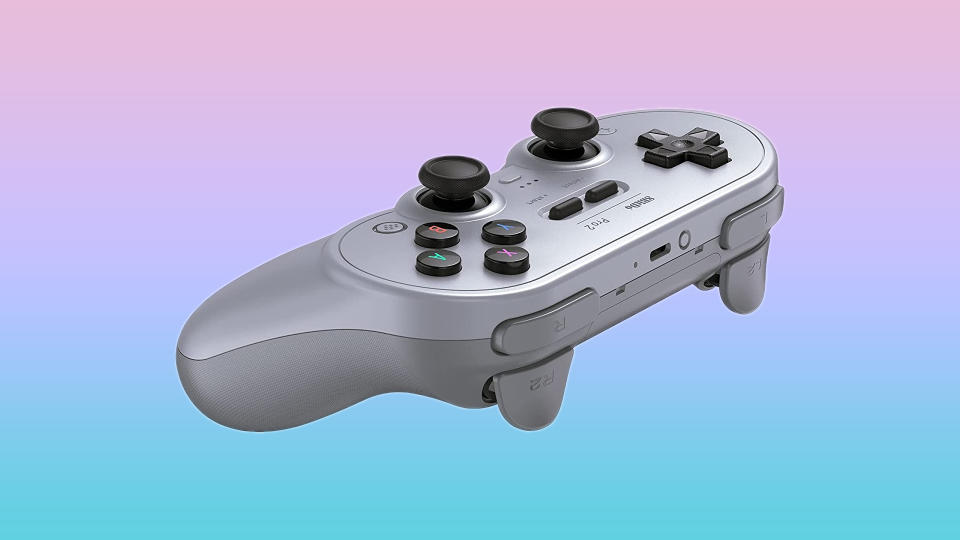 You'll love the shoulder buttons and triggers on the Pro 2. (Photo: 8BitDo)