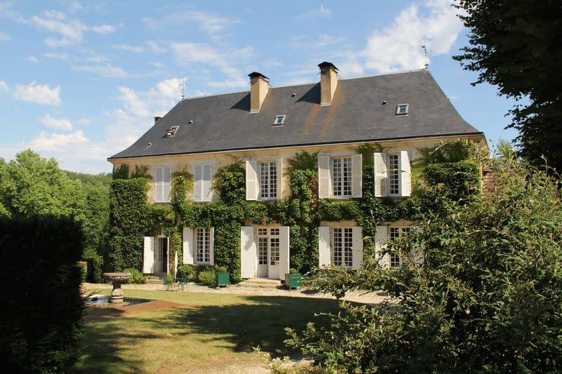 <p>Escape to the country with this spectacular French manor house. It has its very own private lake, 15 <a href="https://www.housebeautiful.com/uk/decorate/bedroom/a33010668/detox-bedroom/" rel="nofollow noopener" target="_blank" data-ylk="slk:bedrooms;elm:context_link;itc:0;sec:content-canvas" class="link ">bedrooms</a>, 13 bathrooms, a heated swimming pool, tennis court and stables. Tempted? You'll need £1.3 million...</p><p><a href="https://beauxvillages.com/en/bvi19558" rel="nofollow noopener" target="_blank" data-ylk="slk:This property is currently on the market via Beaux Villages Immobilier for £1.3 million;elm:context_link;itc:0;sec:content-canvas" class="link ">This property is currently on the market via Beaux Villages Immobilier for £1.3 million</a>. </p>