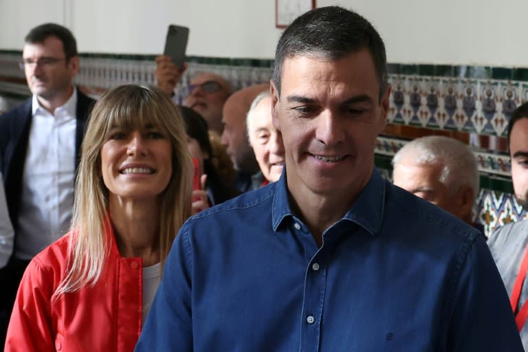 Facing questions: Spain's Prime Minister Pedro Sanchez and his wife Begona Gomez (Pierre-Philippe MARCOU)