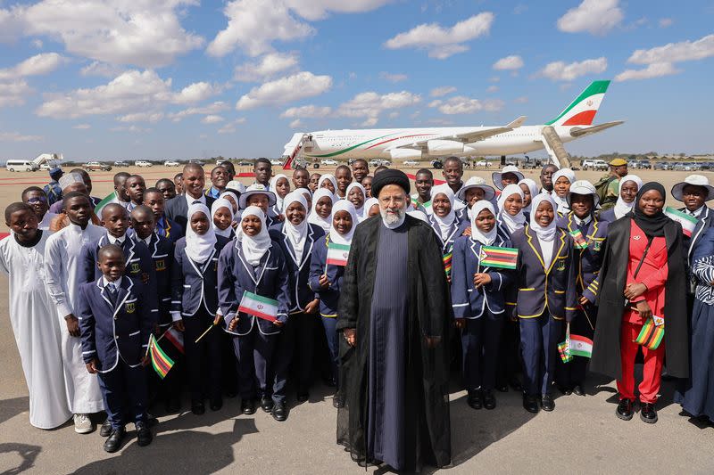 Iranian President Ebrahim Raisi visits Zimbabwe