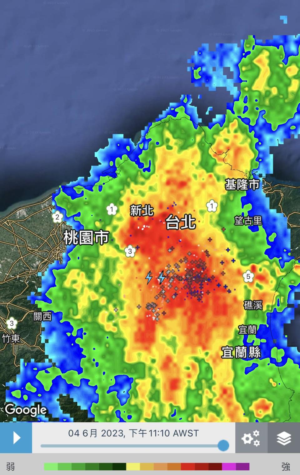 天氣風險表示這是好來勁的「午夜雷雨」。（圖／翻攝自天氣風險臉書粉專）