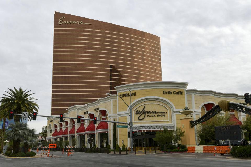 Las Vegas NV - March 18: Wynn & Encore Las Vegas Resorts along the Las Vegas Strip will close temporarily in Las Vegas, Nevada on March 18, 2020. Credit: Damairs Carter/MediaPunch /IPX