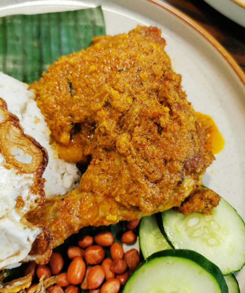 Kitchenman Nasi Lemak - Rendang chicken