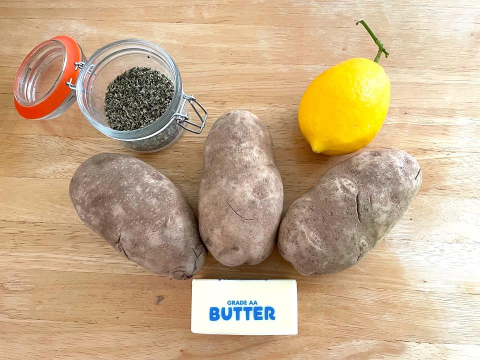 Ingredients for Dad's Greek Roasted Potatoes