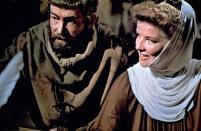 1968 zeigte das Historiendrama "Der Löwe im Winter", wie sich die drei Söhne des alten Königs Henry II. (Peter O'Toole) 1183 um die Thronfolge stritten. Königin Eleonore mischte bei den Intrigantenstadel kräftig mit - so kräftig, dass die Academy Katharine Hepburn für ihre Darstellung gleich noch einen Oscar gab. (Bild: Studiocanal)