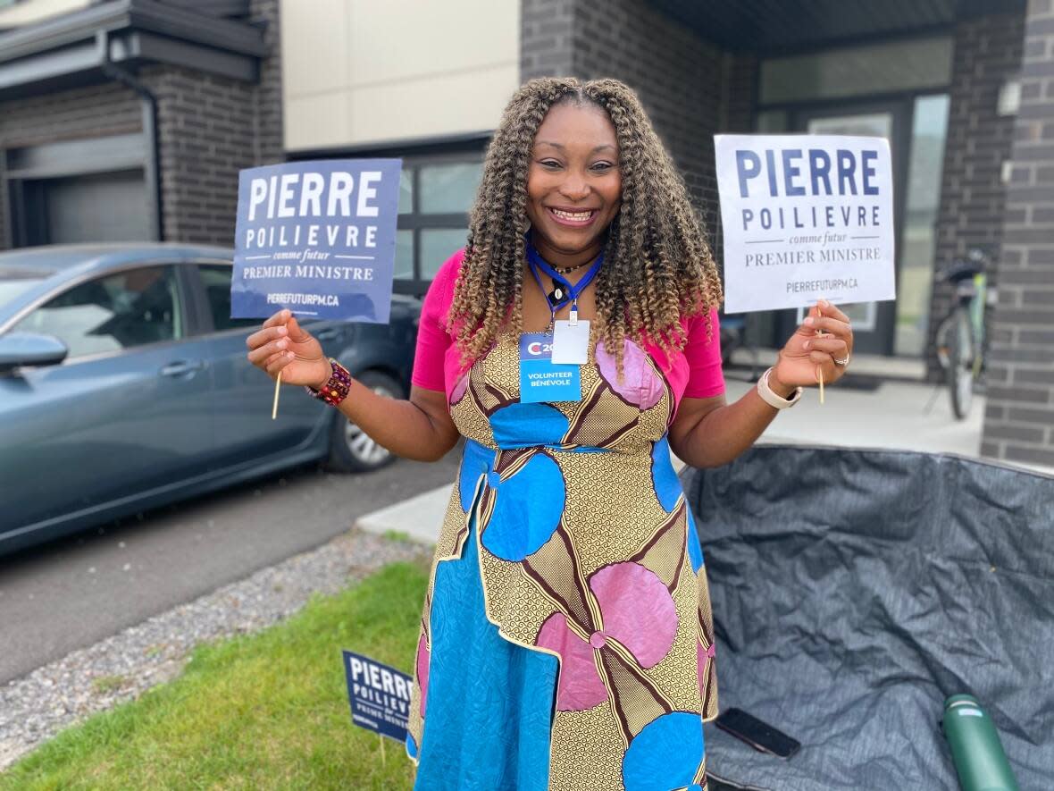 Ida Kouesso lives in Pierre Poilievre's riding of Carleton. She said she supports the new federal Conservative leader and hopes to see him as the future prime minister of Canada.  (Fiona Collienne/Radio-Canada - image credit)