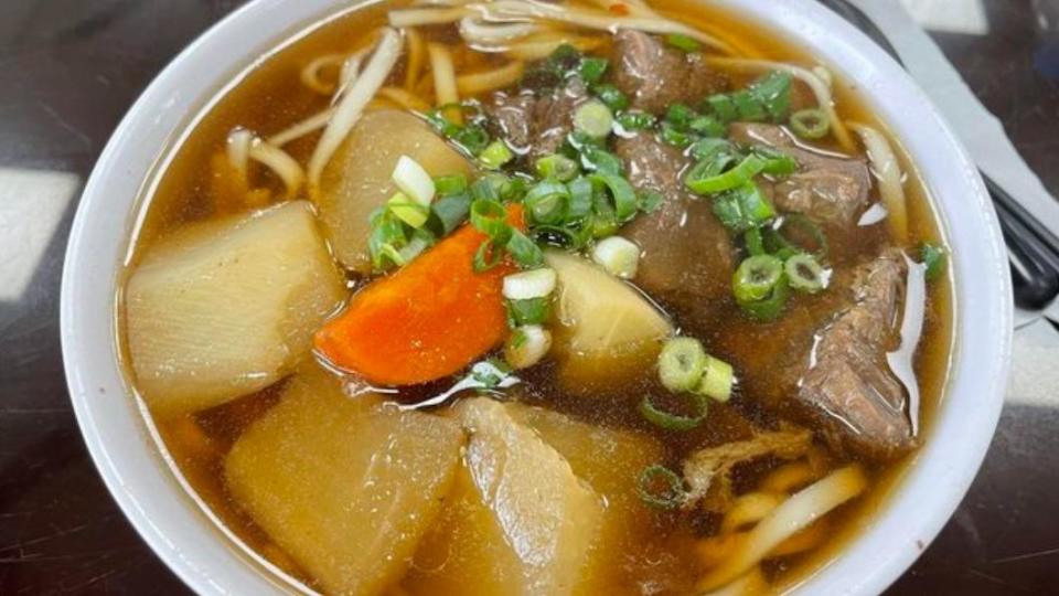 原PO分享在竹東吃到「驚為天人」牛肉麵。（圖／翻攝自PTT）