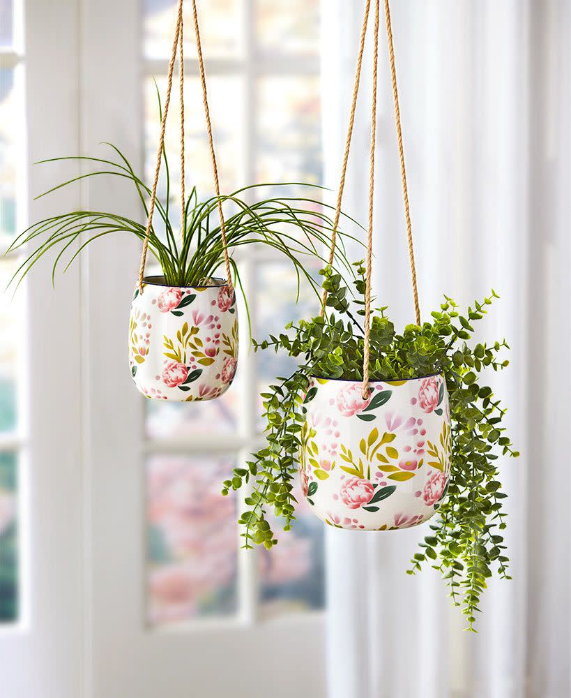 Sets of 2 Hanging Ceramic Planters