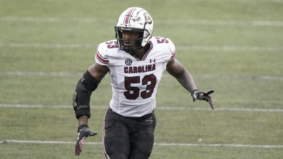 South Carolina linebacker Ernest Jones plays against Vanderbilt in October.