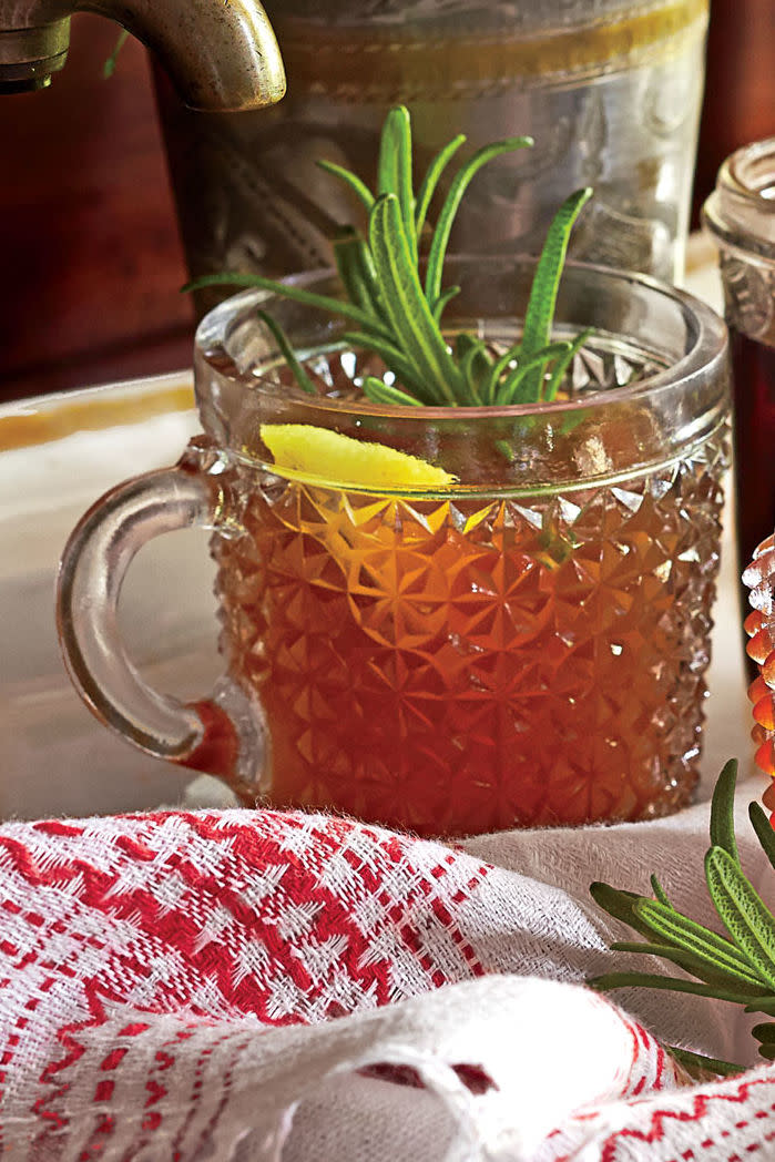 Hot Bourbon-Orange Tea Toddy