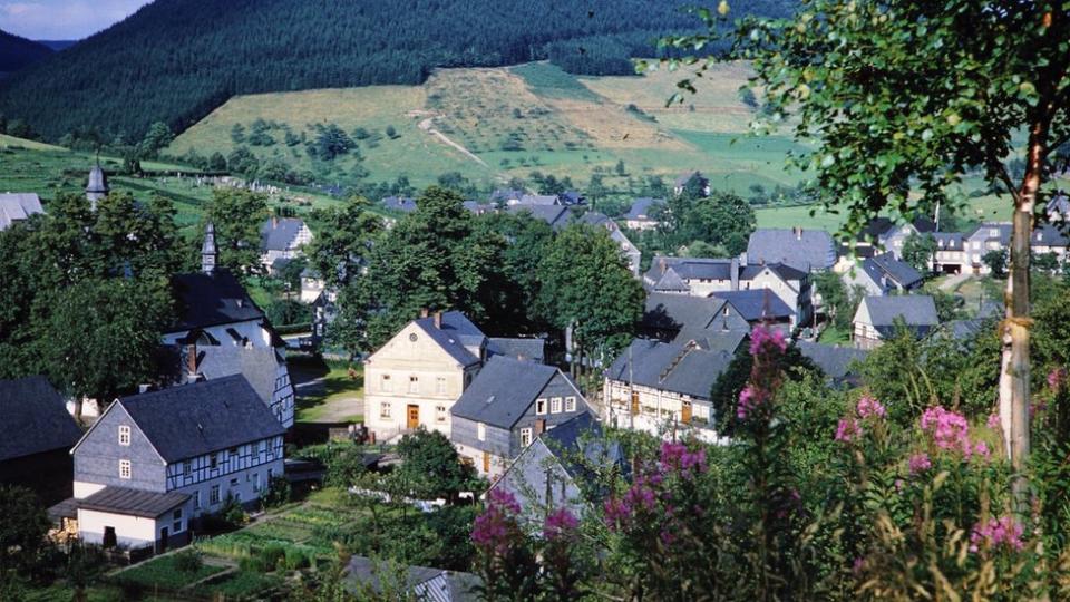 El pueblo de Oberkirchen en Alemania