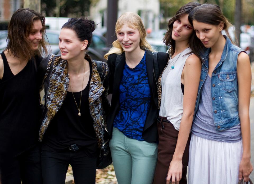 Julia Nobis, center, and Ruby Aldridge