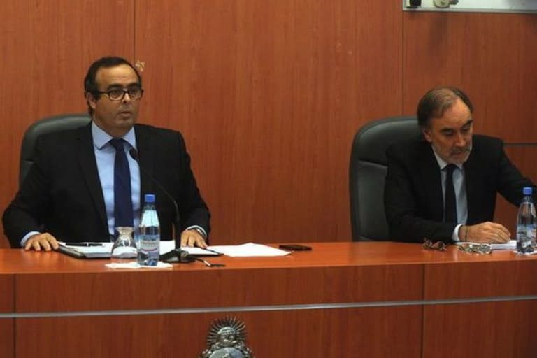 Pablo Bertuzzi y Leopoldo Bruglia, en una audiencia de la Cámara Federal porteña, de donde el kirchnerismo decidió desplazarlos