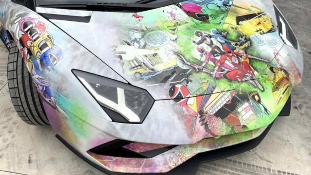 omi in a hellcat lamborghini aventador sold at auction by us marshals closeup on livery