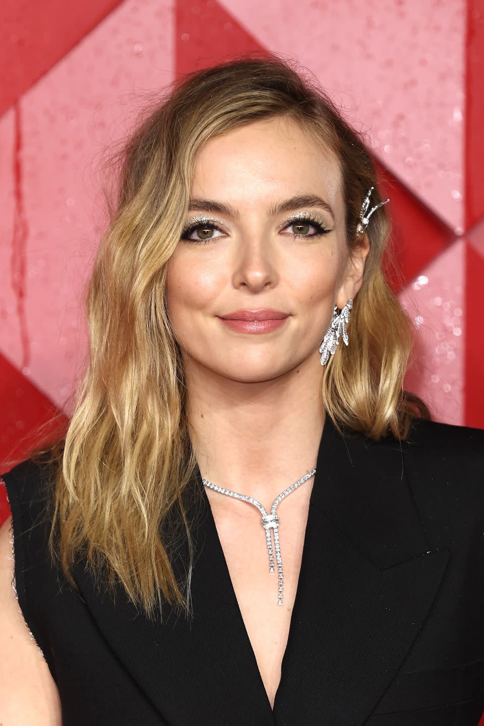 the fashion awards 2023 best beauty looks jodie comer