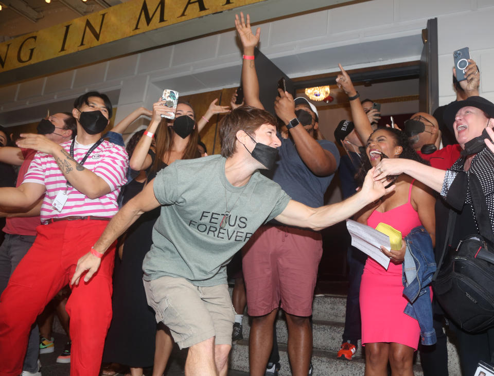 NEW YORK, NEW YORK - SEPTEMBER 14: Lin-Manuel Miranda and cast members from 