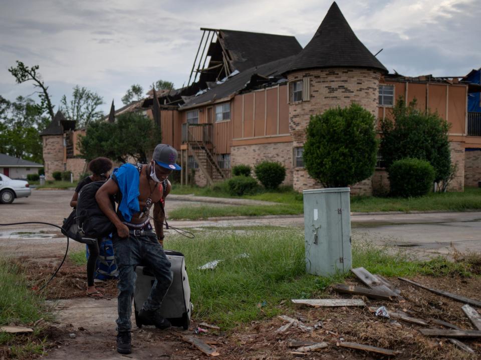 hurricane delta louisiana evacuations lake charles