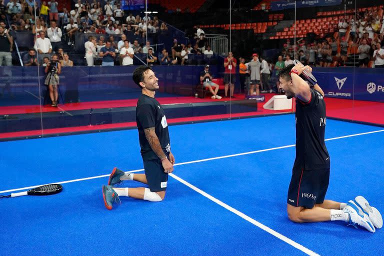 Carlos Sanyo Gutiérrez y Agustín Tapia, se consagraron en el Estrella Damm de Valencia Open 2022 de pádel