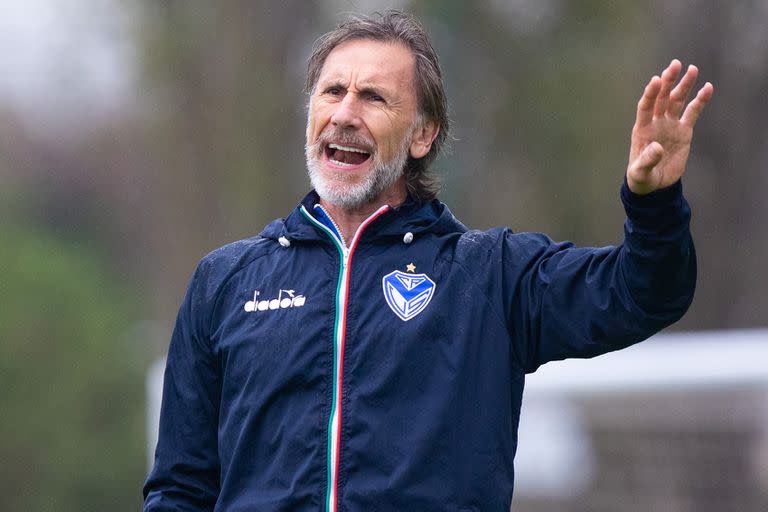 Ricardo Gareca está preocupado porque no le encuentra la vuelta a Vélez