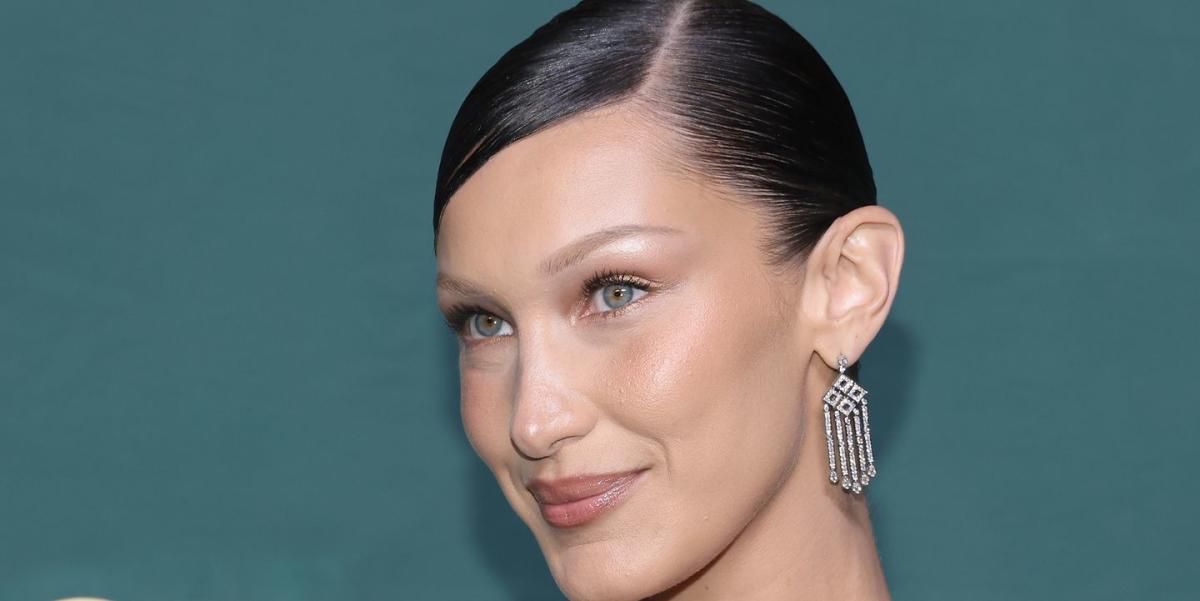 Bella Hadid Can't Get Enough of These Ugg Slippers