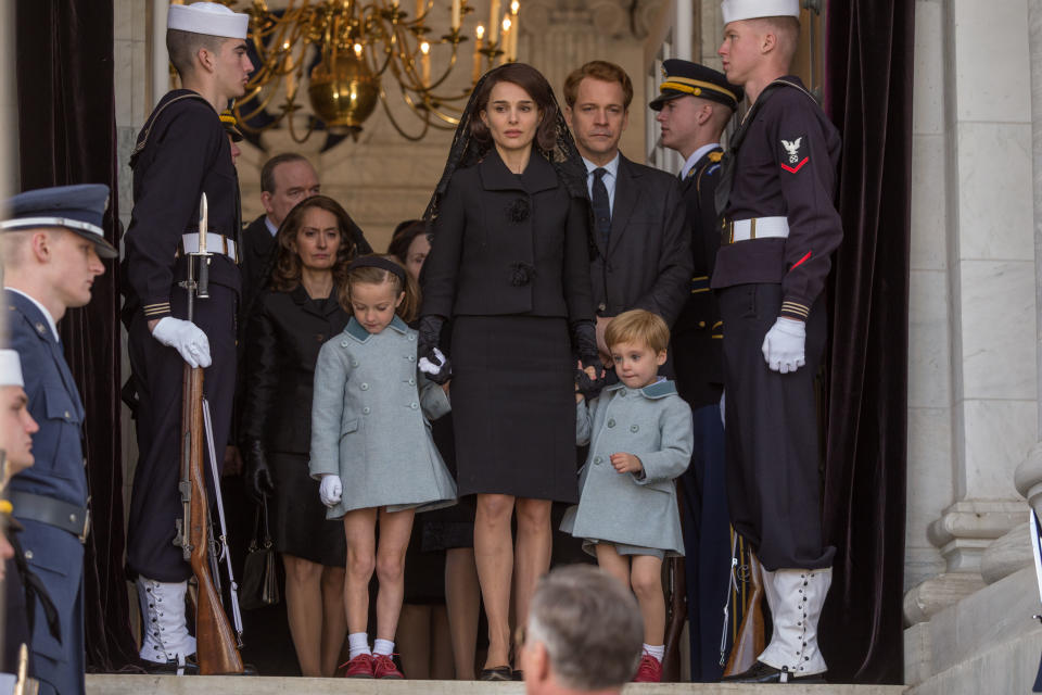 <p>Jackie brought her children to say goodbye to their father during his lying-in-state at the U.S. Capitol Rotunda. Over <a rel="nofollow noopener" href="http://www.businessinsider.com/jfk-funeral-arrangement-2013-11" target="_blank" data-ylk="slk:a quarter of a million mourners;elm:context_link;itc:0;sec:content-canvas" class="link ">a quarter of a million mourners</a> came to pay their respects during the public viewing of the casket.</p>