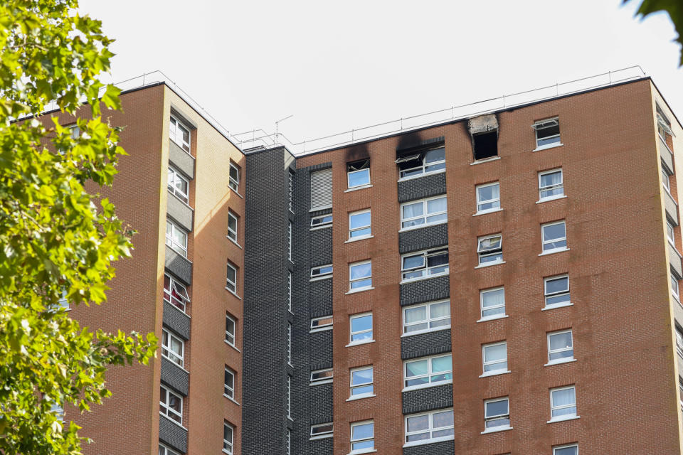 A man has died and eight people are in hospital after a fire ripped through a Bristol tower block early today. Emergency services were called just after 2.15am today (September 25) to a fire on the top floor of Twinnell House at Wills Drive, Easton. Bristol. 25 September 2022. 