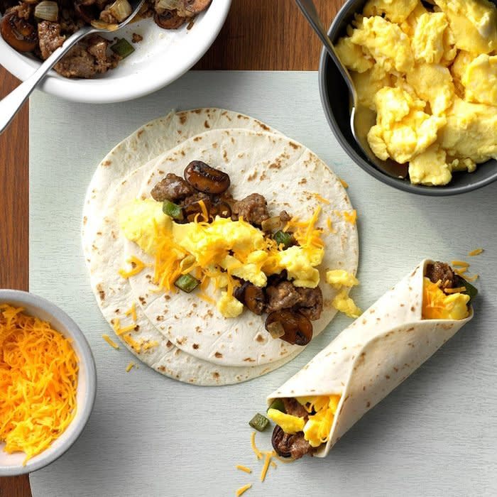 Sausage Breakfast Burritos Exps Sddj19 1760 C07 20 1b 5